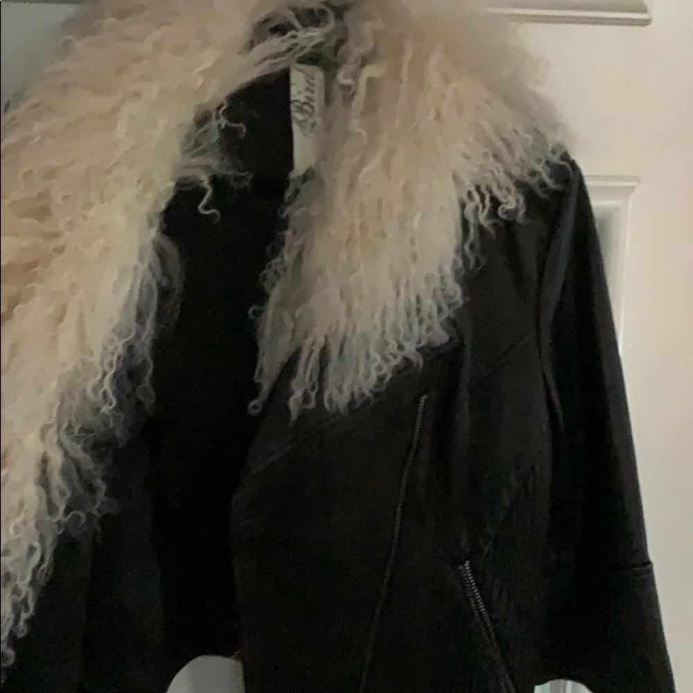 Leather jacket with fur - Picture 2 of 3